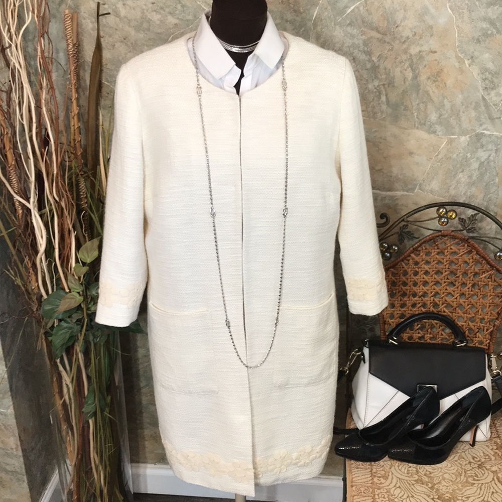 Zacharee 🌹 Stunning cream suit jacket coat long blazer